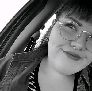 Meet your Posher, Paige